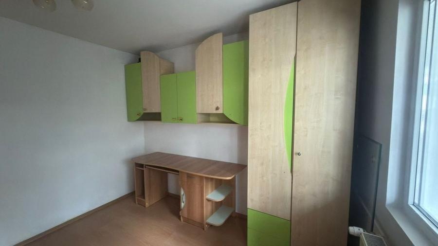 Apartament cu 2 camere decomandat în Vest