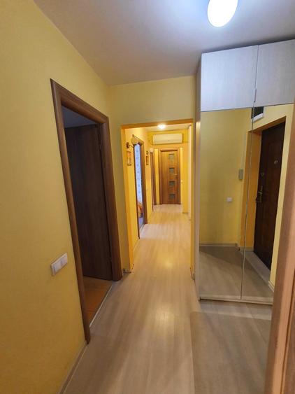 Apartament cu 3 camere decomandat în Timișoara