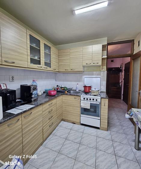 Apartament cu 3 camere în Calea Aradului