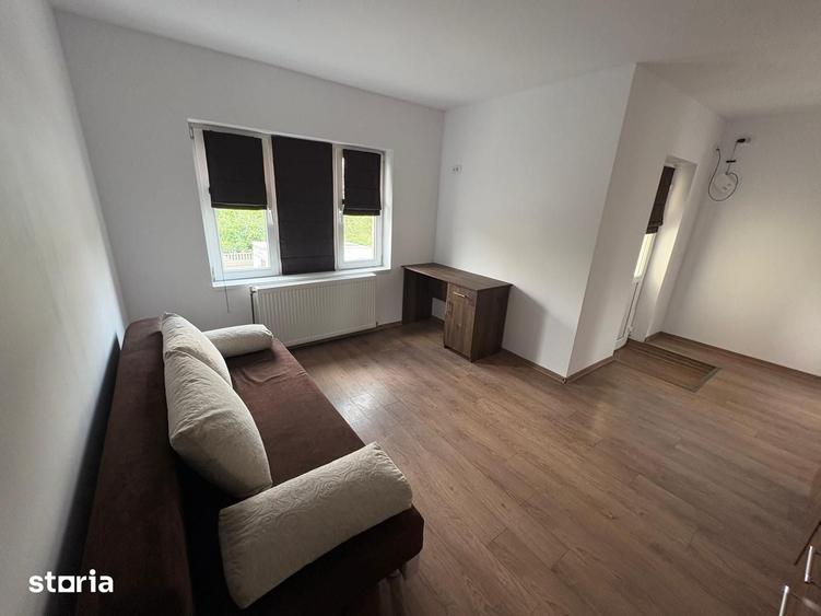 Apartament cu 3 camere în Dumbrăvița
