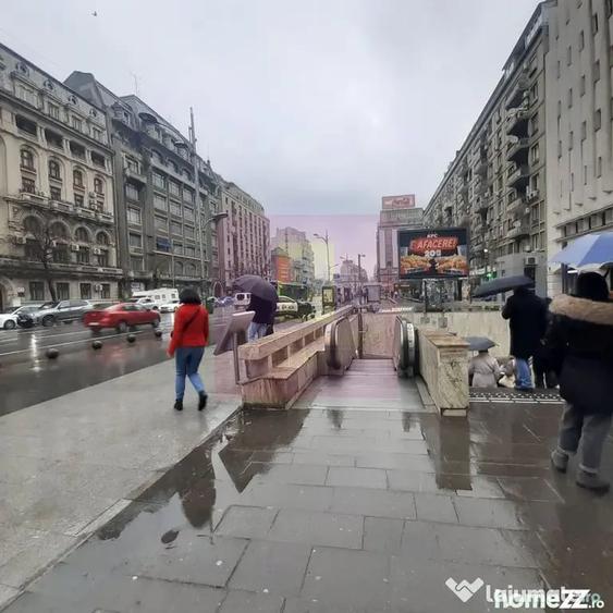 Apartament cu 3 camere semidecomandat în Romană