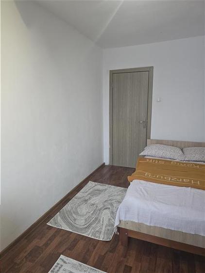 Apartament cu 2 camere decomandat, mobilat în Tomis Nord