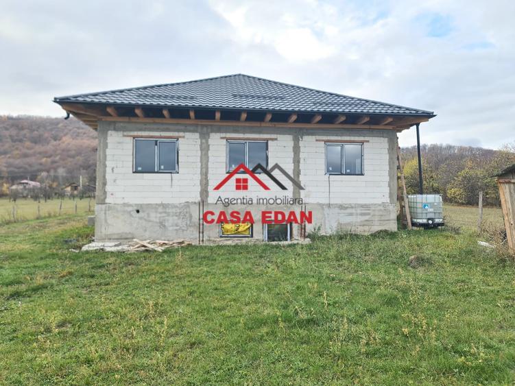 Casă individuală cu 5 camere cu Teren 5034 Mp în Câmpina