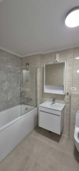Apartament cu 2 camere decomandat în Energia