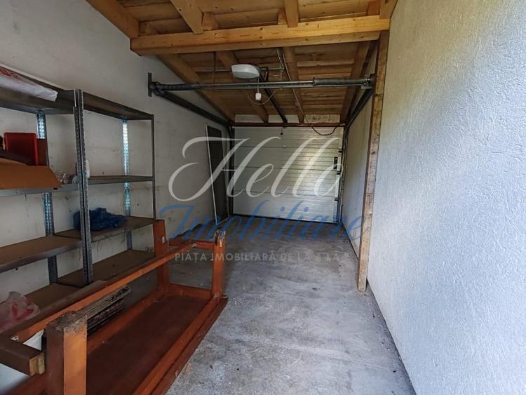 Duplex cu 4 camere cu Canalizare în Florești