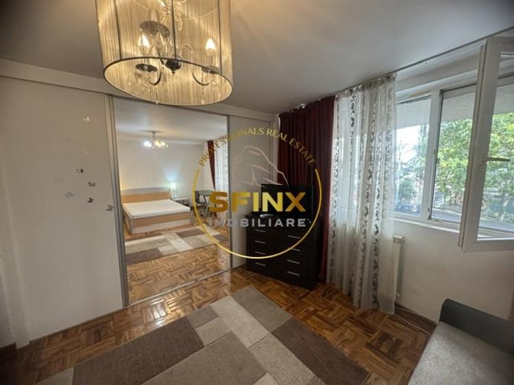 Apartament cu 2 camere semidecomandat, mobilat în Central