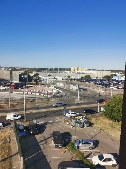 Apartament cu 2 camere decomandat, mobilat în Exterior Est