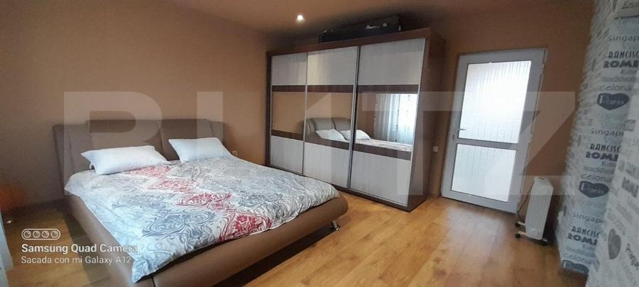 Casă individuală cu 4 camere cu Garaj în Exterior Vest