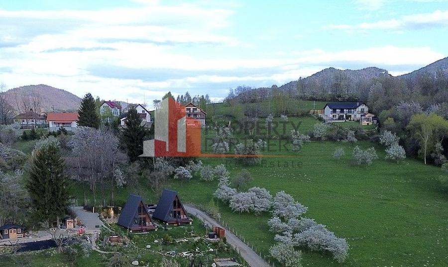 Casă individuală cu 4 camere cu Canalizare în Bran
