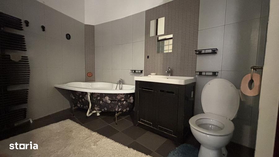 Apartament cu 2 camere în Centrul Civic