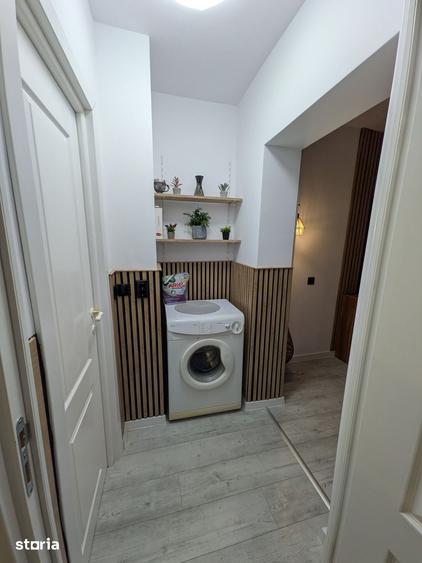 Apartament cu 2 camere semidecomandat în Calea București