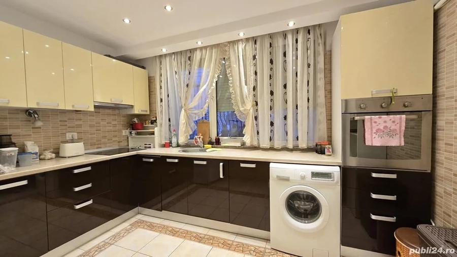 Apartament cu 3 camere în Ultracentral