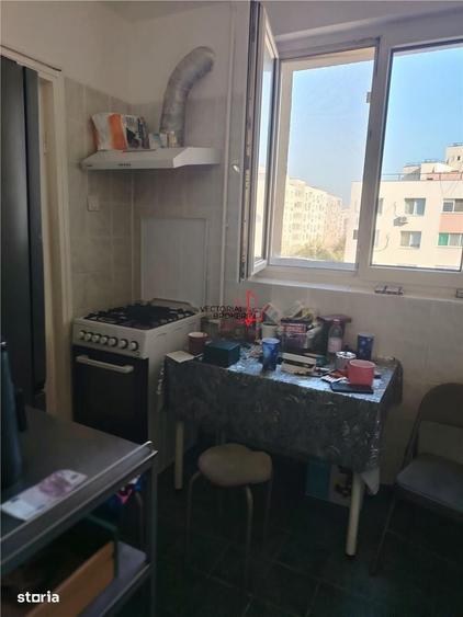 Apartament cu 2 camere semidecomandat în Iancului