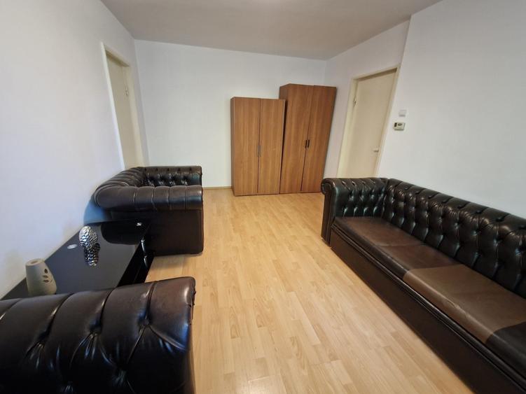 Apartament cu 2 camere semidecomandat în Dosu Bricii