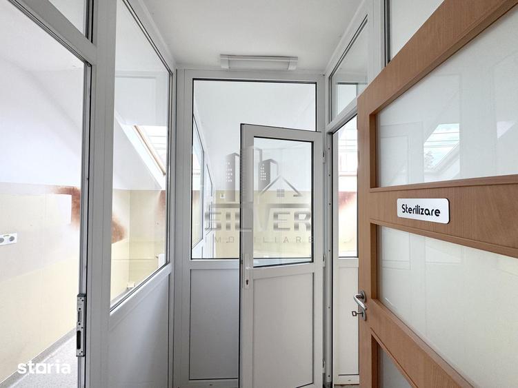 Casă cu 6 camere cu Teren 227 Mp în Gruia