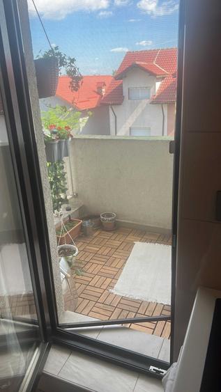Apartament cu 3 camere decomandat în Alexandriei