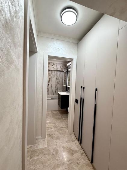 Apartament cu 2 camere semidecomandat în Poarta 6