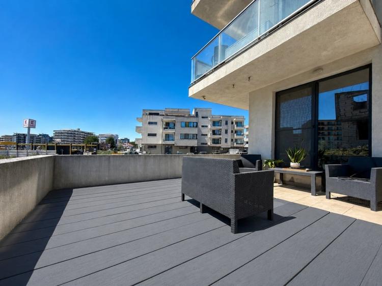 Apartament cu 2 camere decomandat, mobilat în Mamaia-Sat