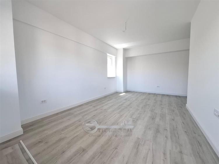 Apartament cu 2 camere decomandat în Galata