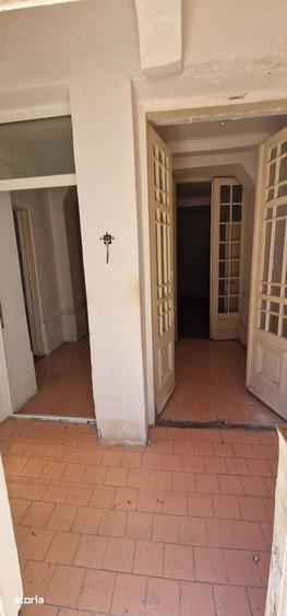 Apartament cu 4 camere în Peninsula