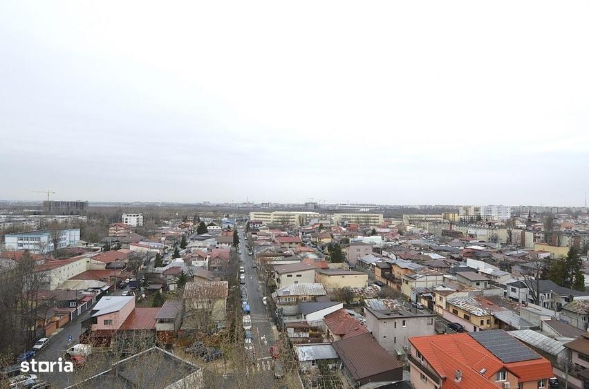 Apartament cu 4 camere decomandat în Sud