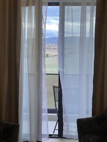 Inchiriedz apartament MRS GRADINILE BLOC LAVANDA ETAJ 7 view spectaculos catre dealul Seciu si muntii Carpati!