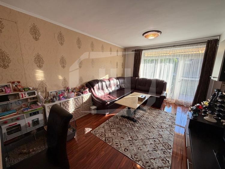 Duplex cu 4 camere cu Canalizare în Bună Ziua