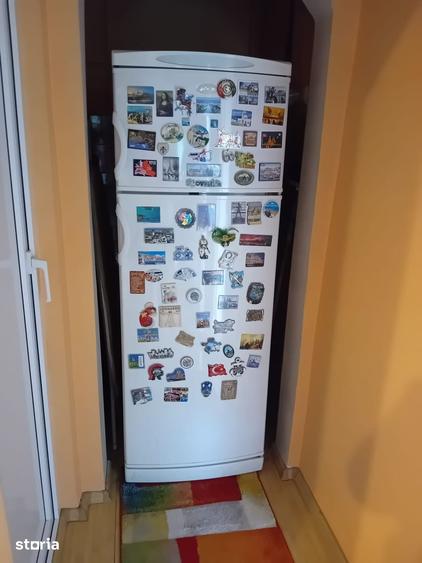 Apartament cu 3 camere decomandat în Obor