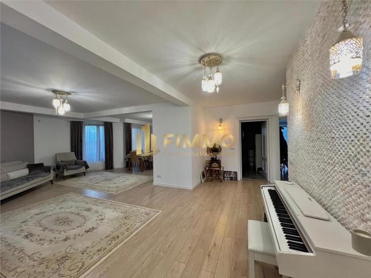 Casă cu 4 camere cu Teren 1400 Mp în Mihoveni