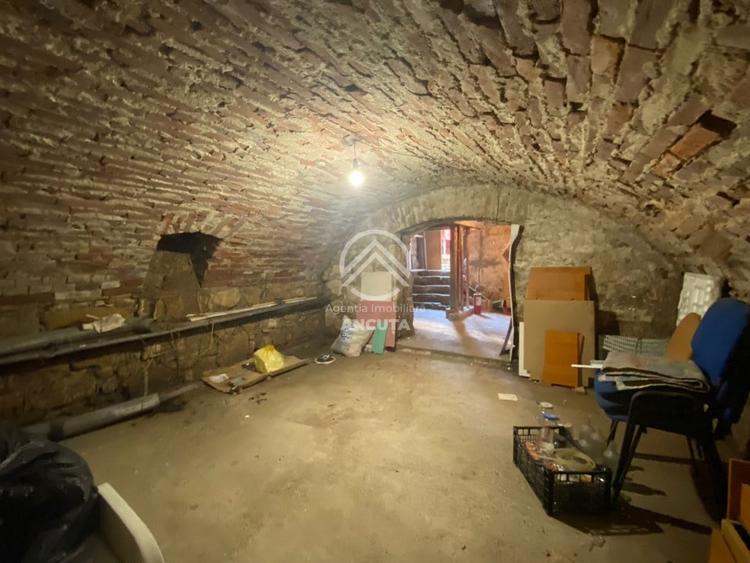 Casa de inchiriat | 1 dormitor | Centru langa parc | 450 euro - 7