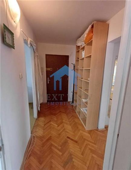 Apartament cu 3 camere decomandat în Zorilor