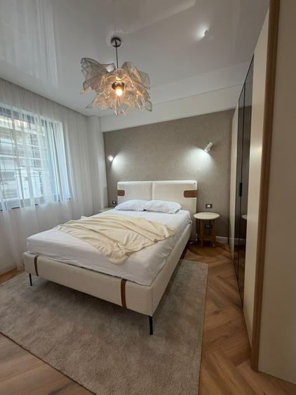 Apartament cu 3 camere decomandat în Pipera