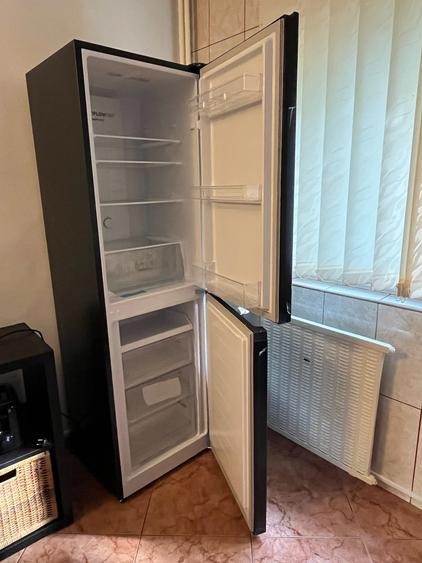 Apartament cu 2 camere decomandat în Drumul Taberei
