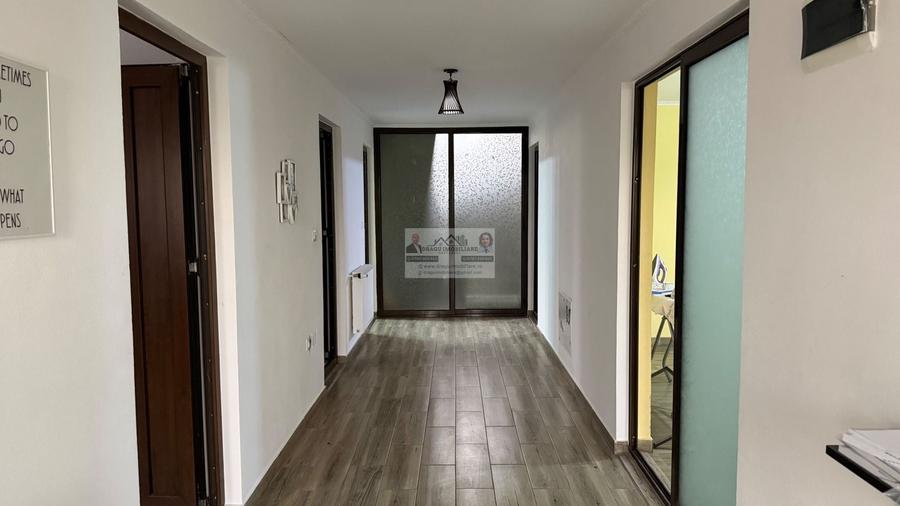 Casă individuală cu 3 camere cu Canalizare în Munteni