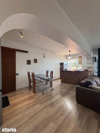 Apartament cu 3 camere, mobilat în Centrul Civic