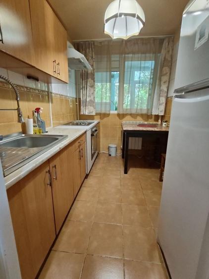 Apartament cu 2 camere semidecomandat, mobilat în Câmpia Libertății