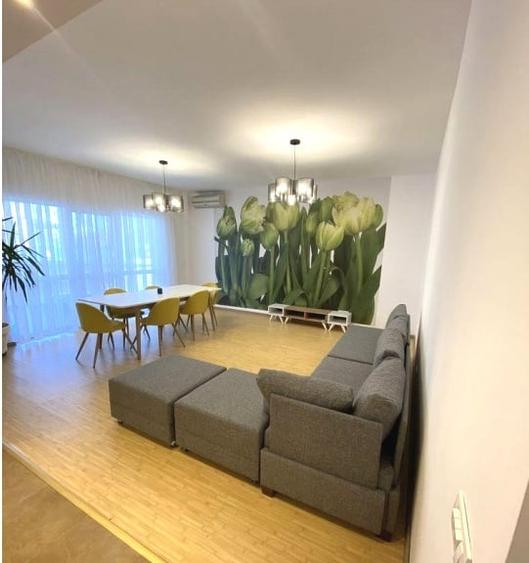 Apartament cu 3 camere semidecomandat, mobilat în Pipera