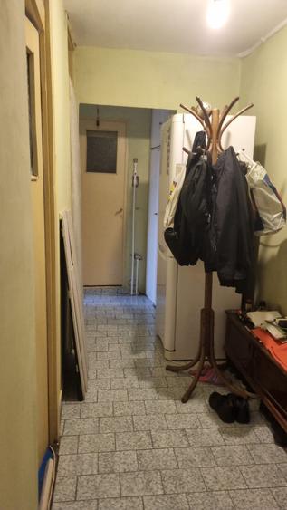 Apartament cu 2 camere decomandat în Berceni