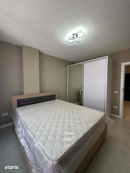 Apartament cu 3 camere în Micro 16