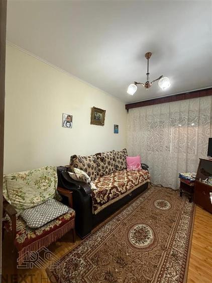 Apartament cu 3 camere decomandat, mobilat în Central