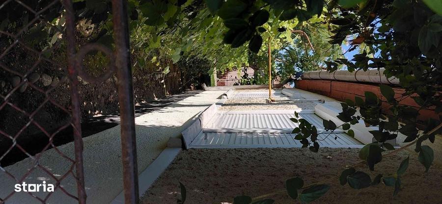 Casă cu 4 camere în Suplac