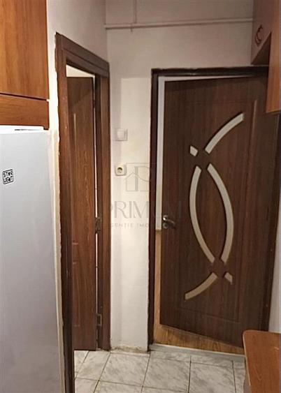 Apartament cu 2 camere nedecomandat în P-ța Doina