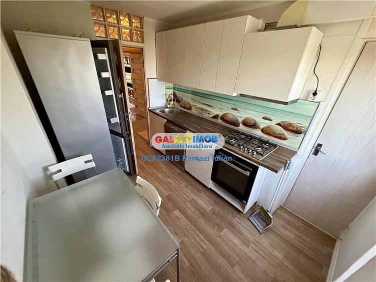 Apartament cu 3 camere decomandat, mobilat în Lujerului