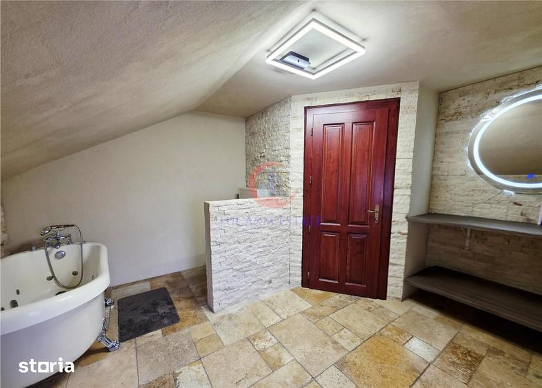 Casă cu 4 camere cu Teren 1000 Mp în Cerneteaz