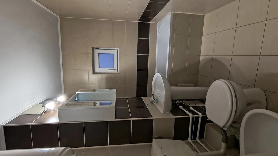 Apartament cu 4 camere decomandat în 1 Mai