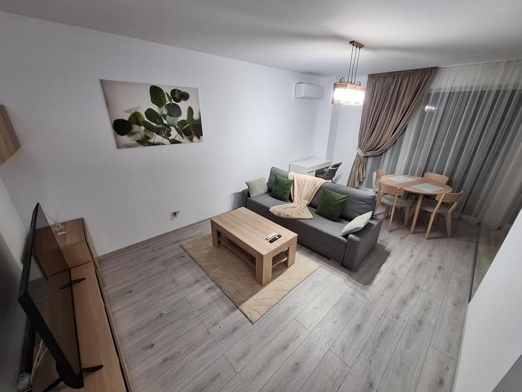 Apartament cu 2 camere decomandat, mobilat în Aradului