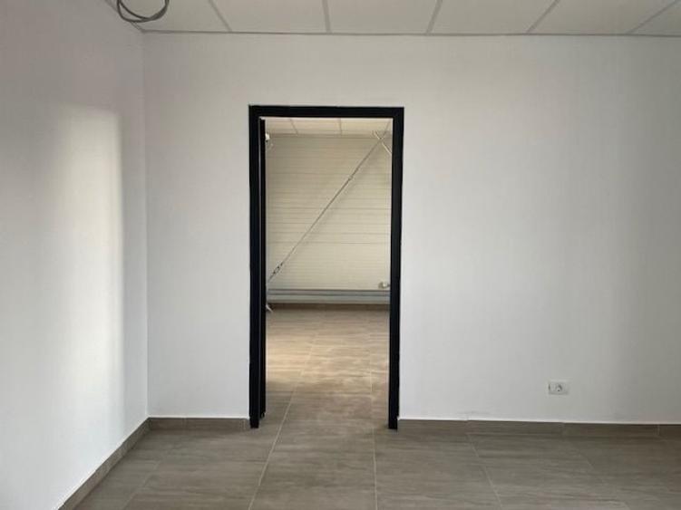 Spațiu industrial, de 2,330 mp, în Crevedia