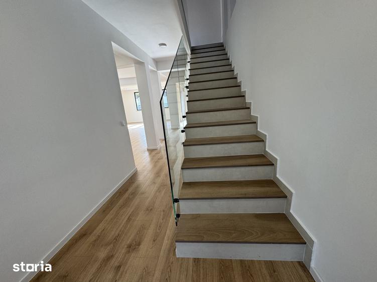 Casă cu 5 camere cu Teren 291 Mp în Gheorgheni