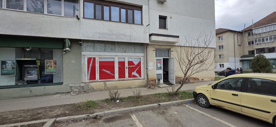 Spațiu comercial, de 65 mp, în Trușești
