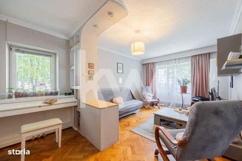 Apartament cu 3 camere decomandat în Răcădău